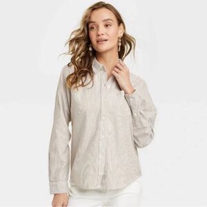 Universal Thread Classic Fit  Button Down in White & Tan Stripe - Size S